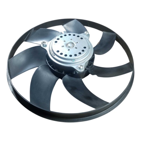 Ventoinha Motor Radiador Peugeot 208 1.2 2016 2022 Detalhe