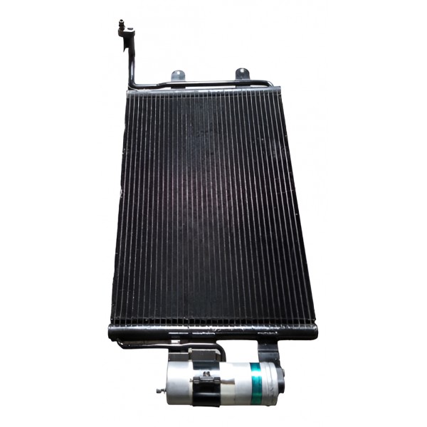 Condensador Ar Condicionado Vw Golf Mk4 1999 2004 2007