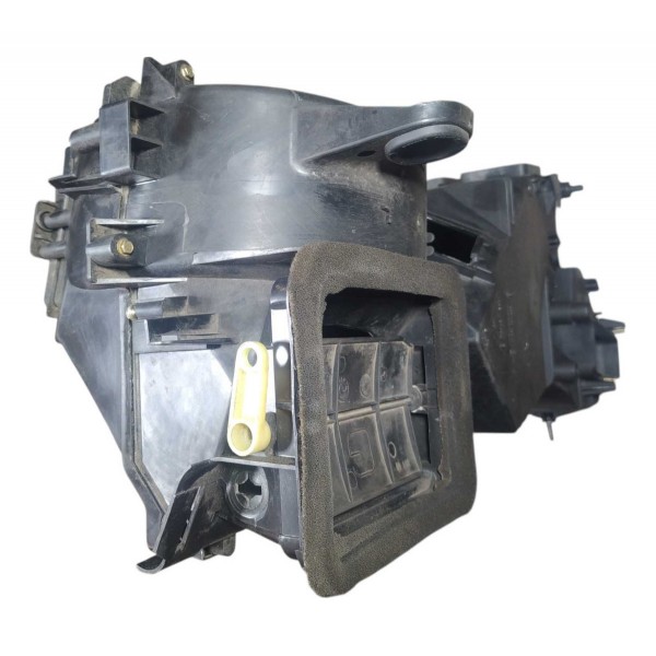 Caixa Ventilacao Ar Forcado Condicionado Audi A3 1.8 T 2004