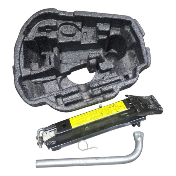 Isopor Socorro Macaco Chave Roda Audi A3 1.8 T 2004