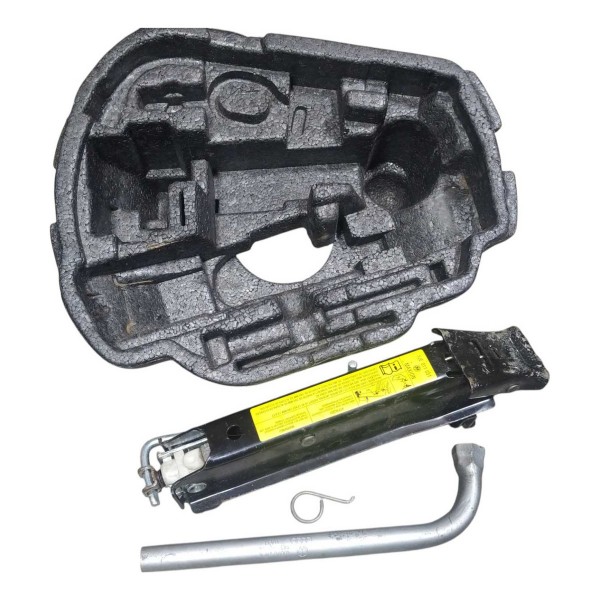 Isopor Socorro Macaco Chave Roda Audi A3 1.8 T 2004