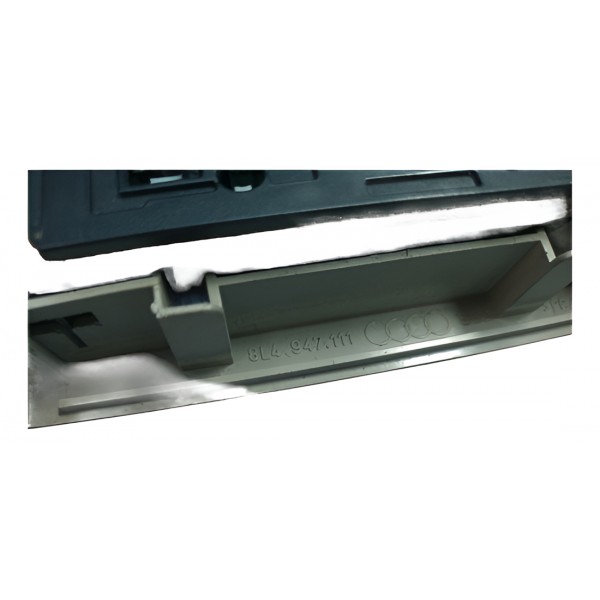 Luz Cortesia De Teto Comando Traseiro Audi A3 1.8 T 2004