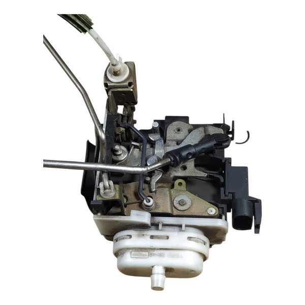 Fechadura Porta Dianteira Direita Audi A3 1.8 T 2004