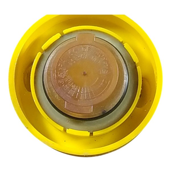 Tampa Oleo Renault Duster1.6 4x2 2013 468367 Amarelo