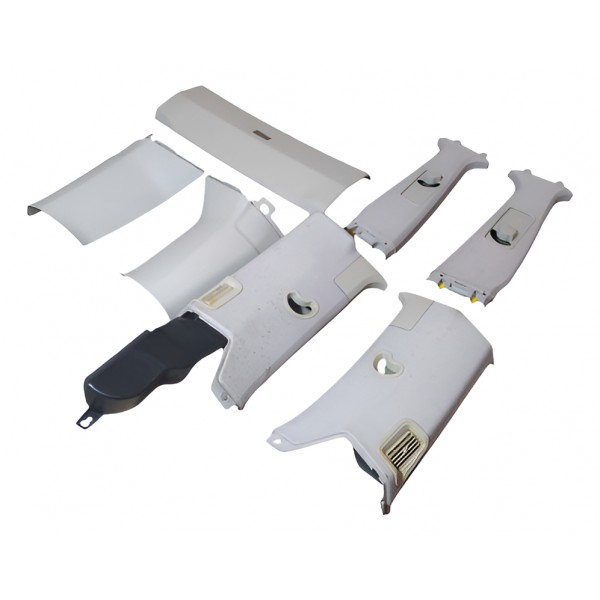 Moldura Lateral Coluna Discovery 3 Tdv6 2005 2009 Detalhe