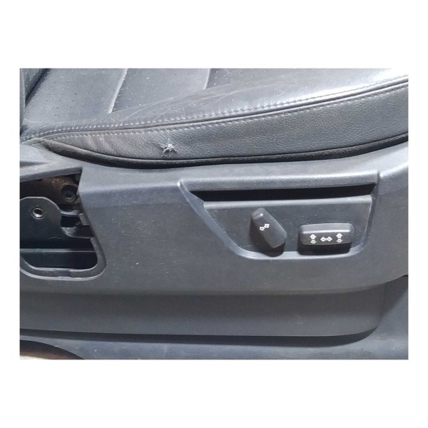 Banco Dianteiro Land Rover Discovery 3 Tdv6 Hse 2005 Direito - Preto