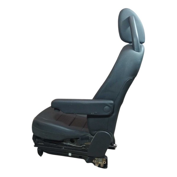 Banco Dianteiro Land Rover Discovery 3 Tdv6 Hse 2005 Direito - Preto