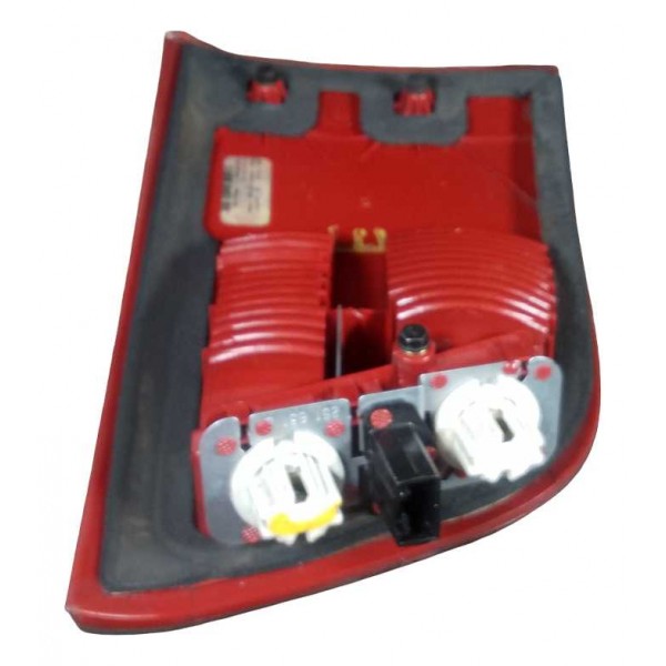 Lanterna Tampa Traseira Esquerdo Bmw X5 4.4is 2004 Esquerdo/motorista Vermelho