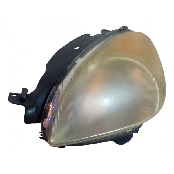 Farol Esquerdo Citroen Xsara Picasso 2005 Detalhe Esquerdo/motorista