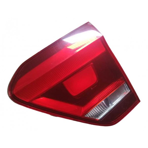 Lanterna Tampa Traseira Direito Volkswagen Fox 2016 Direito/passageiro Vermelho